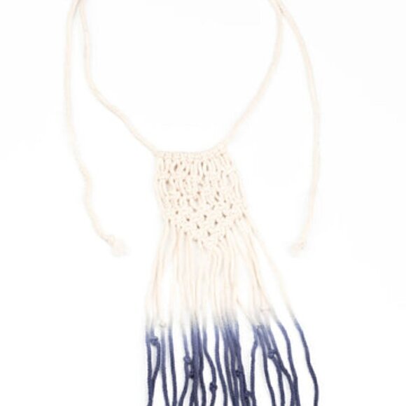 Surfin The Net Necklace - Picture 2 of 3